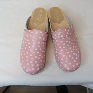New Verka Women's Patent Leather Pink White Polka Dot Wooden Clogs